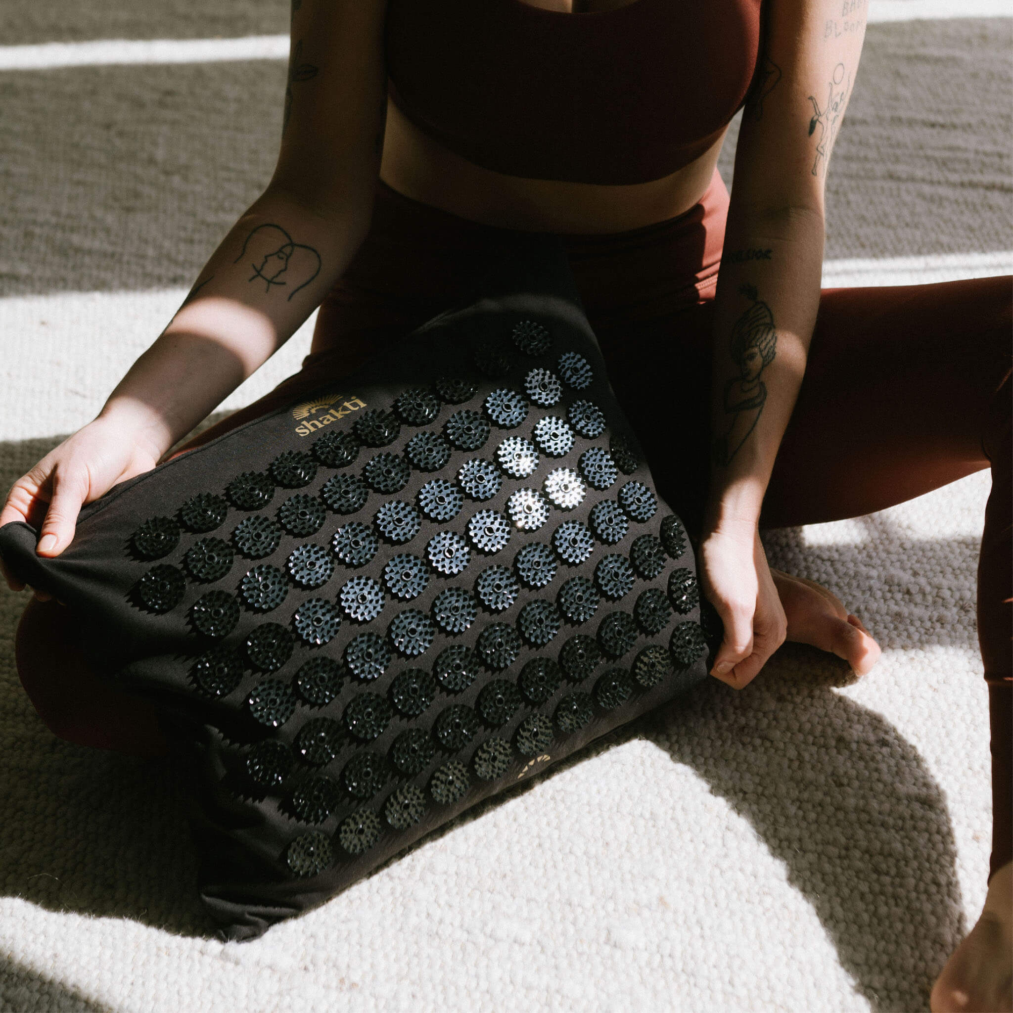 Premium Acupressure Pillow – Shakti Mat Europe