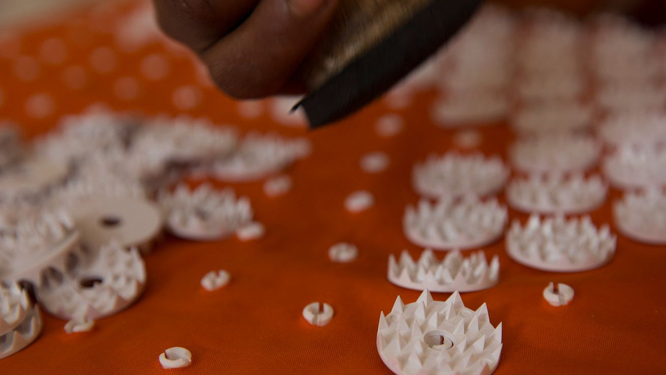 Varanasi__ruhanikaur_India_2019_Stamping_In_The_Spikes_03.jpg