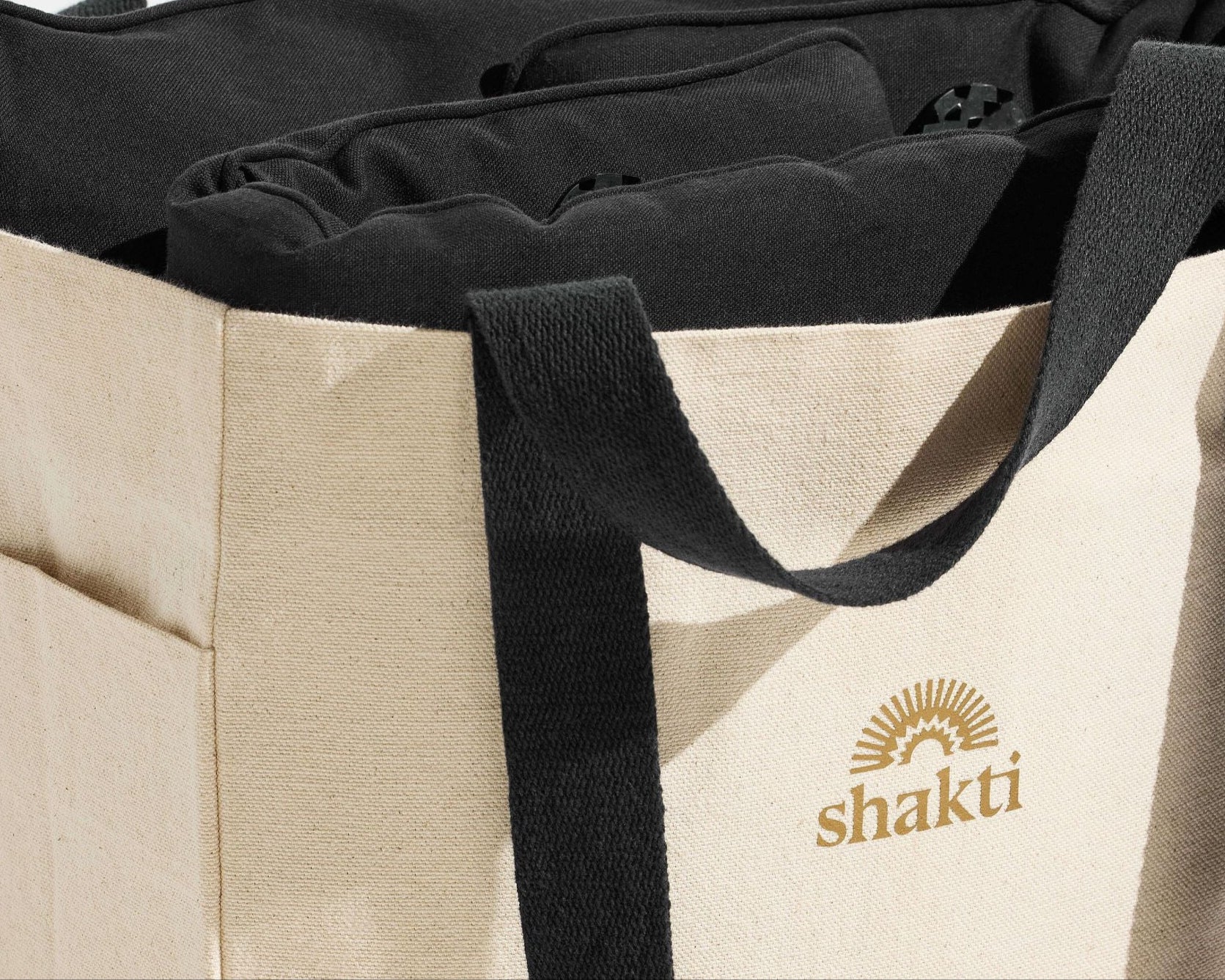 È BELLO COME L'ASPETTO